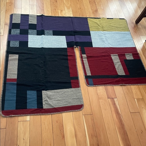 Multicolor Ruana Wrap - Picture 3 of 4